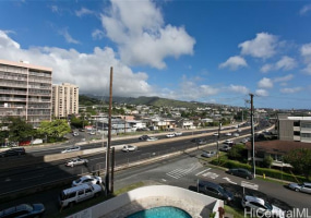 1320 Alexander Street,Honolulu,Hawaii,96826,2 ベッドルーム ベッドルーム,2 バスルームバスルーム,コンド / タウンハウス,Alexander,5,18389942