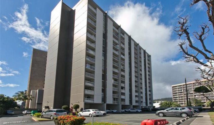 1320 Alexander Street,Honolulu,Hawaii,96826,2 ベッドルーム ベッドルーム,2 バスルームバスルーム,コンド / タウンハウス,Alexander,5,18389942