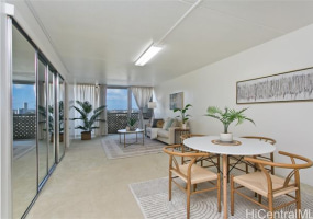1320 Alexander Street,Honolulu,Hawaii,96826,2 ベッドルーム ベッドルーム,2 バスルームバスルーム,コンド / タウンハウス,Alexander,5,18389942