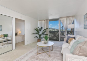 1320 Alexander Street,Honolulu,Hawaii,96826,2 ベッドルーム ベッドルーム,2 バスルームバスルーム,コンド / タウンハウス,Alexander,5,18389942