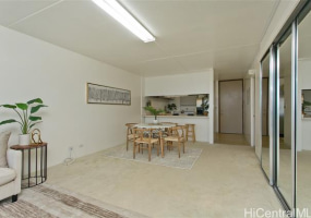1320 Alexander Street,Honolulu,Hawaii,96826,2 ベッドルーム ベッドルーム,2 バスルームバスルーム,コンド / タウンハウス,Alexander,5,18389942