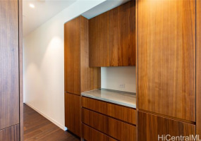 1100 Ala Moana Boulevard,Honolulu,Hawaii,96814,2 ベッドルーム ベッドルーム,2 バスルームバスルーム,コンド / タウンハウス,Ala Moana,40,18389972