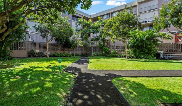 1634 Nuuanu Avenue,Honolulu,Hawaii,96817,2 ベッドルーム ベッドルーム,2 バスルームバスルーム,コンド / タウンハウス,Nuuanu,1,18390033