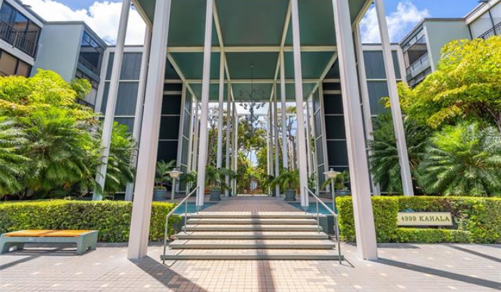 4999 Kahala Avenue,Honolulu,Hawaii,96816,2 Bedrooms Bedrooms,2 BathroomsBathrooms,Condo/Townhouse,Kahala,2,18390208