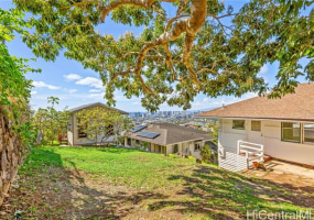 1571 Alencastre Street,Honolulu,Hawaii,96816,3 Bedrooms Bedrooms,1 BathroomBathrooms,Single family,Alencastre,18390210