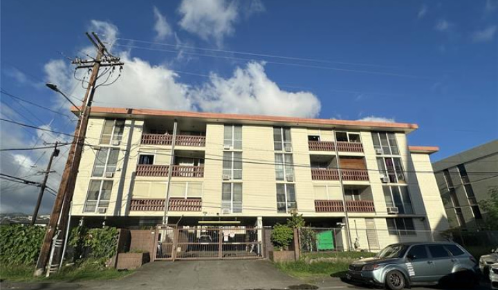 750 Kanoa Street,Honolulu,Hawaii,96817,2 Bedrooms Bedrooms,1 BathroomBathrooms,Condo/Townhouse,Kanoa,2,18390214