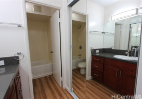 1201 Wilder Avenue,Honolulu,Hawaii,96822,1 BathroomBathrooms,Condo/Townhouse,Wilder,17,18390349
