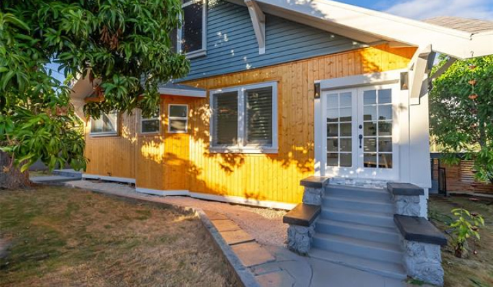 3758 Harding Avenue,Honolulu,Hawaii,96816,4 Bedrooms Bedrooms,3 BathroomsBathrooms,Single family,Harding,18390796