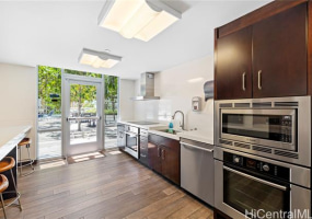 1189 Waimanu Street,Honolulu,Hawaii,96814,2 ベッドルーム ベッドルーム,2 バスルームバスルーム,コンド / タウンハウス,Waimanu,12,18390901