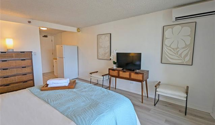 445 Seaside Avenue,Honolulu,Hawaii,96815,1 BathroomBathrooms,Condo/Townhouse,Seaside,25,18391451