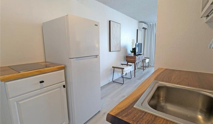 445 Seaside Avenue,Honolulu,Hawaii,96815,1 BathroomBathrooms,Condo/Townhouse,Seaside,25,18391451