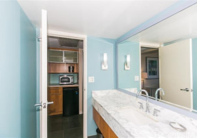 410 Atkinson Drive,Honolulu,Hawaii,96814,1 Bedroom Bedrooms,1 BathroomBathrooms,Condo/Townhouse,Atkinson,8,18391462