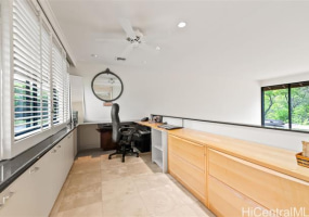 3071 La Pietra Circle,Honolulu,Hawaii,96815,3 ベッドルーム ベッドルーム,3 バスルームバスルーム,コンド / タウンハウス,La Pietra,1,18391764