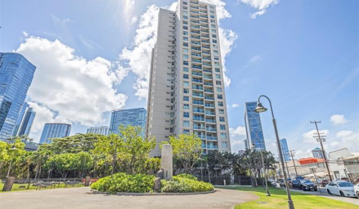 1133 Waimanu Street,Honolulu,Hawaii,96814,1 ベッドルーム ベッドルーム,1 バスルームバスルーム,コンド / タウンハウス,Waimanu,25,18843136