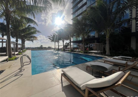 1100 Ala Moana Boulevard,Honolulu,Hawaii,96814,2 Bedrooms Bedrooms,2 BathroomsBathrooms,Condo/Townhouse,Ala Moana,10,18392014