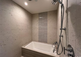 1100 Ala Moana Boulevard,Honolulu,Hawaii,96814,2 Bedrooms Bedrooms,2 BathroomsBathrooms,Condo/Townhouse,Ala Moana,10,18392014