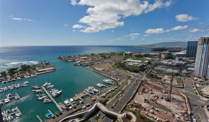 1100 Ala Moana Boulevard,Honolulu,Hawaii,96814,2 Bedrooms Bedrooms,2 BathroomsBathrooms,Condo/Townhouse,Ala Moana,32,18392441