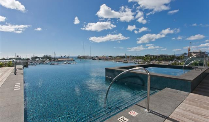 1100 Ala Moana Boulevard,Honolulu,Hawaii,96814,2 Bedrooms Bedrooms,2 BathroomsBathrooms,Condo/Townhouse,Ala Moana,32,18392441
