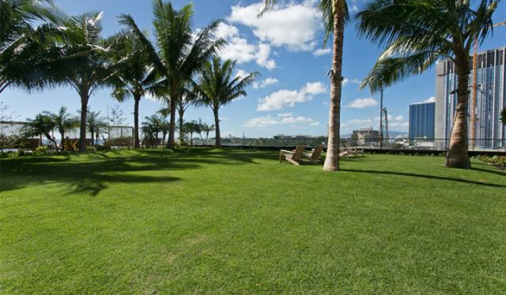 1100 Ala Moana Boulevard,Honolulu,Hawaii,96814,2 Bedrooms Bedrooms,2 BathroomsBathrooms,Condo/Townhouse,Ala Moana,32,18392441
