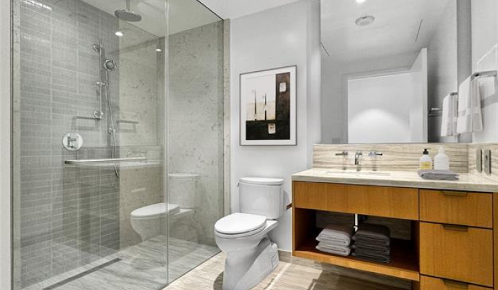1100 Ala Moana Boulevard,Honolulu,Hawaii,96814,2 Bedrooms Bedrooms,2 BathroomsBathrooms,Condo/Townhouse,Ala Moana,32,18392441