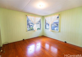 1320-A Kamehameha IV Road,Honolulu,Hawaii,96819,4 Bedrooms Bedrooms,2 BathroomsBathrooms,Single family,Kamehameha IV,18392446