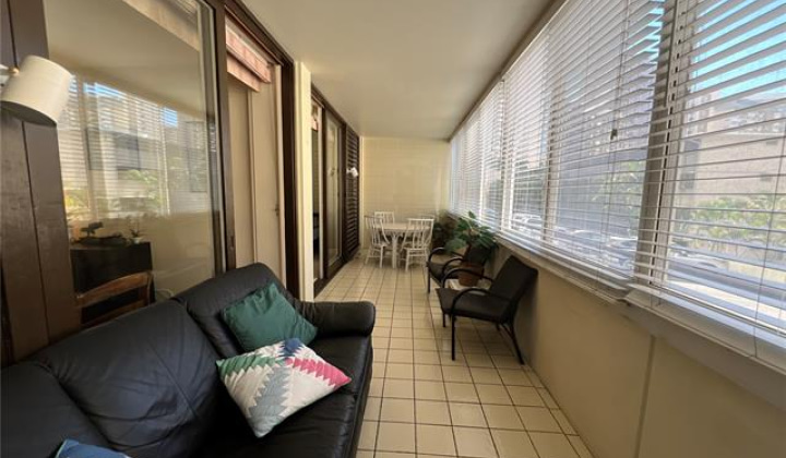 425 Ena Road,Honolulu,Hawaii,96815,2 ベッドルーム ベッドルーム,1 バスルームバスルーム,コンド / タウンハウス,Ena,2,18392584