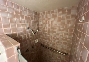 425 Ena Road,Honolulu,Hawaii,96815,2 ベッドルーム ベッドルーム,1 バスルームバスルーム,コンド / タウンハウス,Ena,2,18392584