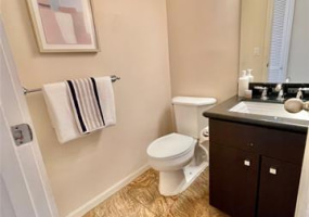 1212 Punahou Street,Honolulu,Hawaii,96826,4 ベッドルーム ベッドルーム,2 バスルームバスルーム,コンド / タウンハウス,Punahou,10,18393305
