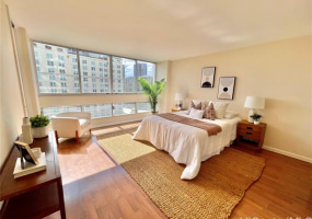 1212 Punahou Street,Honolulu,Hawaii,96826,4 ベッドルーム ベッドルーム,2 バスルームバスルーム,コンド / タウンハウス,Punahou,10,18393305