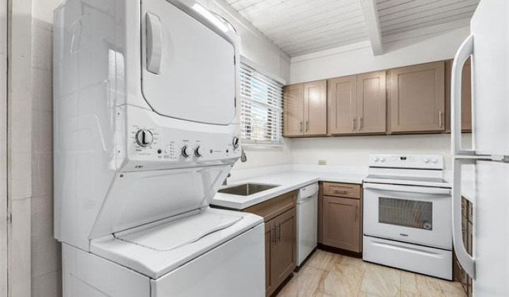 4890 Kilauea Avenue,Honolulu,Hawaii,96816,2 ベッドルーム ベッドルーム,2 バスルームバスルーム,コンド / タウンハウス,Kilauea,1,18393318