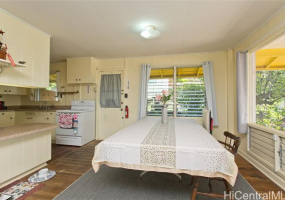 1817 Naio Street,Honolulu,Hawaii,96817,3 ベッドルーム ベッドルーム,2 バスルームバスルーム,一戸建て,Naio,18393547