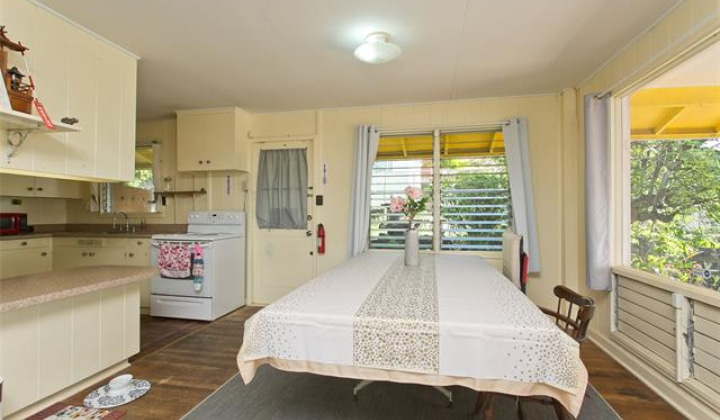 1817 Naio Street,Honolulu,Hawaii,96817,3 ベッドルーム ベッドルーム,2 バスルームバスルーム,一戸建て,Naio,18393547