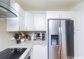 725 Kapiolani Boulevard,Honolulu,Hawaii,96813,3 ベッドルーム ベッドルーム,2 バスルームバスルーム,コンド / タウンハウス,Kapiolani,24,18393817
