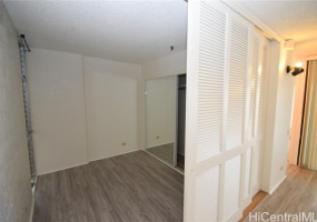 1226 Alexander Street,Honolulu,Hawaii,96826,2 ベッドルーム ベッドルーム,1 バスルームバスルーム,コンド / タウンハウス,Alexander,8,18393820
