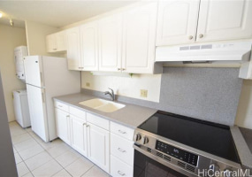 1226 Alexander Street,Honolulu,Hawaii,96826,2 ベッドルーム ベッドルーム,1 バスルームバスルーム,コンド / タウンハウス,Alexander,8,18393820