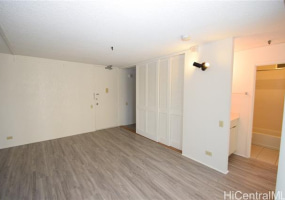 1226 Alexander Street,Honolulu,Hawaii,96826,2 ベッドルーム ベッドルーム,1 バスルームバスルーム,コンド / タウンハウス,Alexander,8,18393820