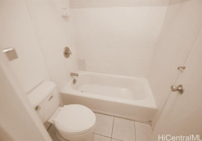 1226 Alexander Street,Honolulu,Hawaii,96826,2 ベッドルーム ベッドルーム,1 バスルームバスルーム,コンド / タウンハウス,Alexander,8,18393820