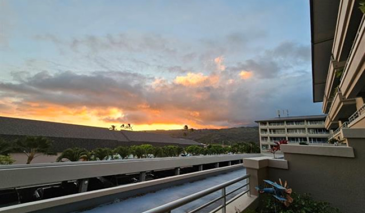 1 Keahole Place,Honolulu,Hawaii,96825,2 ベッドルーム ベッドルーム,2 バスルームバスルーム,コンド / タウンハウス,Keahole,3,18394126