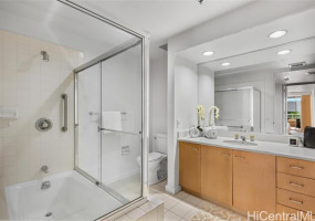 1 Keahole Place,Honolulu,Hawaii,96825,2 ベッドルーム ベッドルーム,2 バスルームバスルーム,コンド / タウンハウス,Keahole,3,18394126
