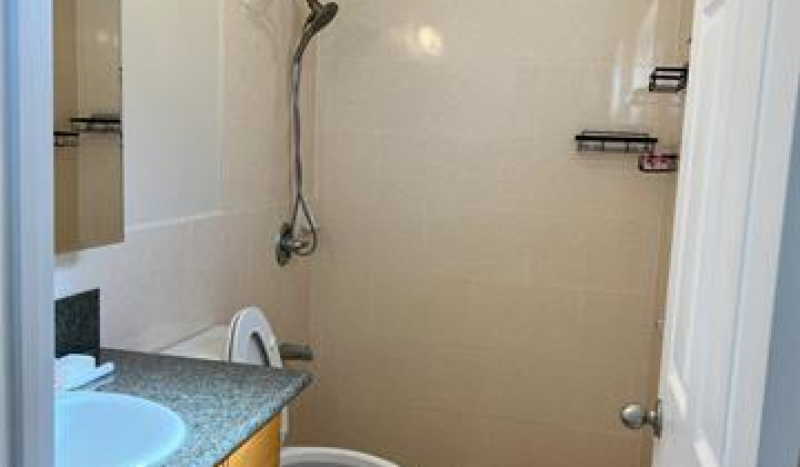 2222 Aulii Street,Honolulu,Hawaii,96817,5 Bedrooms Bedrooms,4 BathroomsBathrooms,Single family,Aulii,18394770