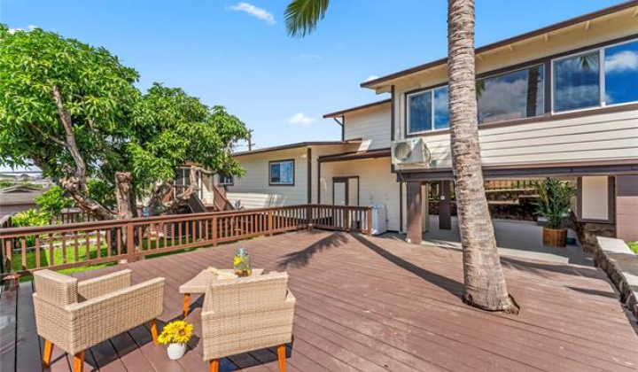 1545 Ala Mahamoe Street,Honolulu,Hawaii,96819,5 Bedrooms Bedrooms,3 BathroomsBathrooms,Single family,Ala Mahamoe,18395544