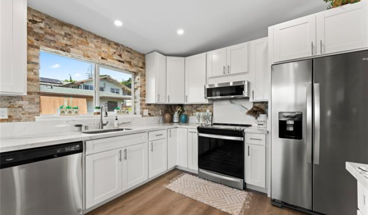 1545 Ala Mahamoe Street,Honolulu,Hawaii,96819,5 Bedrooms Bedrooms,3 BathroomsBathrooms,Single family,Ala Mahamoe,18395544