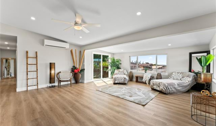 1545 Ala Mahamoe Street,Honolulu,Hawaii,96819,5 Bedrooms Bedrooms,3 BathroomsBathrooms,Single family,Ala Mahamoe,18395544