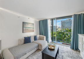 2427 Kuhio Avenue,Honolulu,Hawaii,96815,1 バスルームバスルーム,コンド / タウンハウス,Kuhio,8,18395738