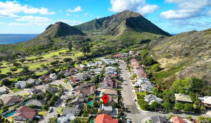 1061 Mokuhano Street,Honolulu,Hawaii,96825,4 ベッドルーム ベッドルーム,2 バスルームバスルーム,一戸建て,Mokuhano,18395898