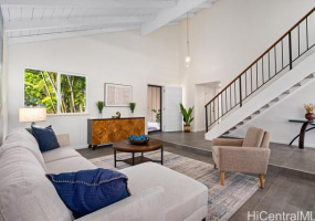 1061 Mokuhano Street,Honolulu,Hawaii,96825,4 ベッドルーム ベッドルーム,2 バスルームバスルーム,一戸建て,Mokuhano,18395898