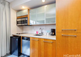 410 Atkinson Drive,Honolulu,Hawaii,96814,1 ベッドルーム ベッドルーム,1 バスルームバスルーム,コンド / タウンハウス,Atkinson,11,18395899
