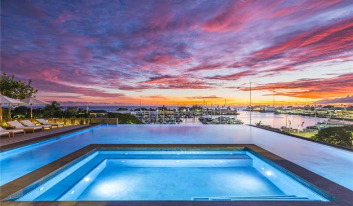 1100 Ala Moana Boulevard,Honolulu,Hawaii,96814,1 Bedroom Bedrooms,1 BathroomBathrooms,Condo/Townhouse,Ala Moana,19,18395903