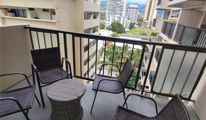 2465 Kuhio Avenue,Honolulu,Hawaii,96815,2 ベッドルーム ベッドルーム,2 バスルームバスルーム,コンド / タウンハウス,Kuhio,11,18396040