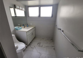 2465 Kuhio Avenue,Honolulu,Hawaii,96815,2 ベッドルーム ベッドルーム,2 バスルームバスルーム,コンド / タウンハウス,Kuhio,11,18396040